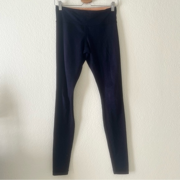Lululemon Purple/Black Mid Rise Athletic Leggings - Picture 1 of 5
